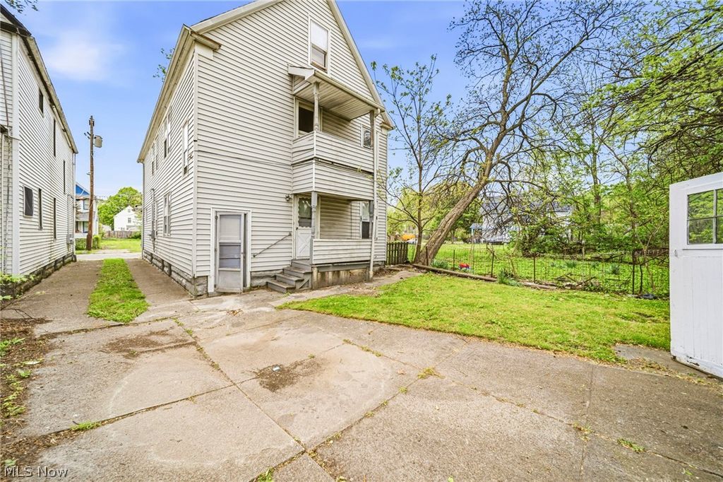 Photo of 6732 Edna Avenue, Cleveland, OH 44103 (MLS # 5206722)