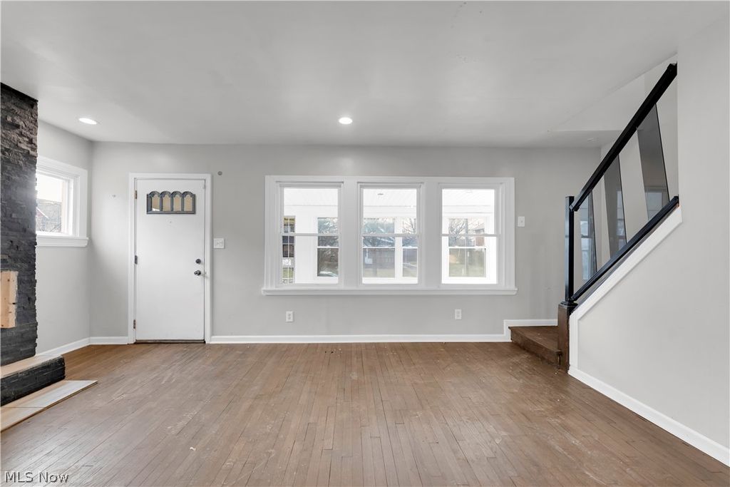 Photo of 1077 E 169th Street, Cleveland, OH 44110 (MLS # 5187616)