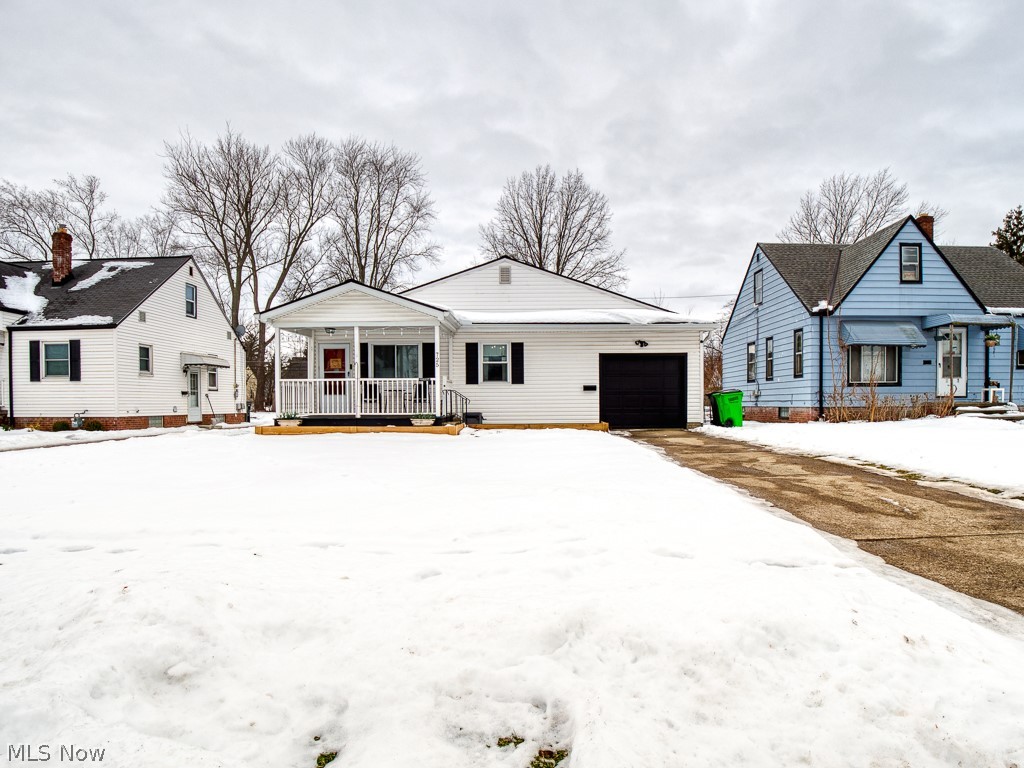 725 Shakespeare Drive