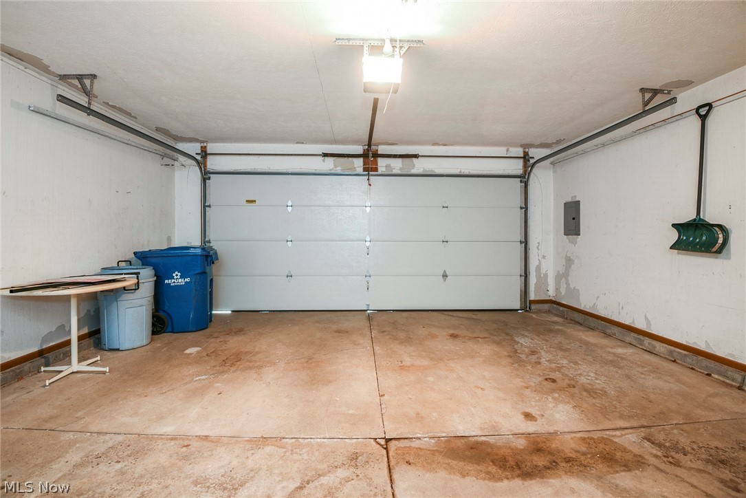 Country Scene Condo - Residential