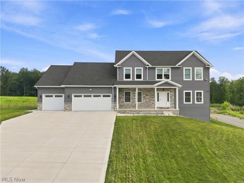 Homes For Sale - 6385 Meander Glen Drive<br/> Youngstown, OH 44515