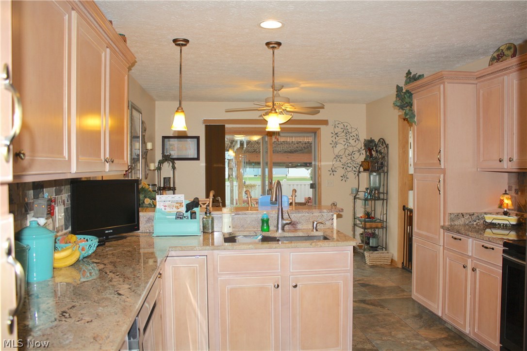 East Hampton Sub - Residential