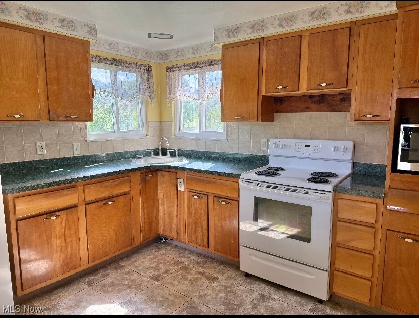 1517 Rolling Acres Road, New Cumberland, West Virginia image 4