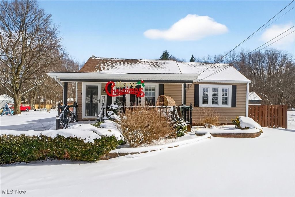 Photo of 386 Park Road, Painesville Township, OH 44077 (MLS # 5182964)