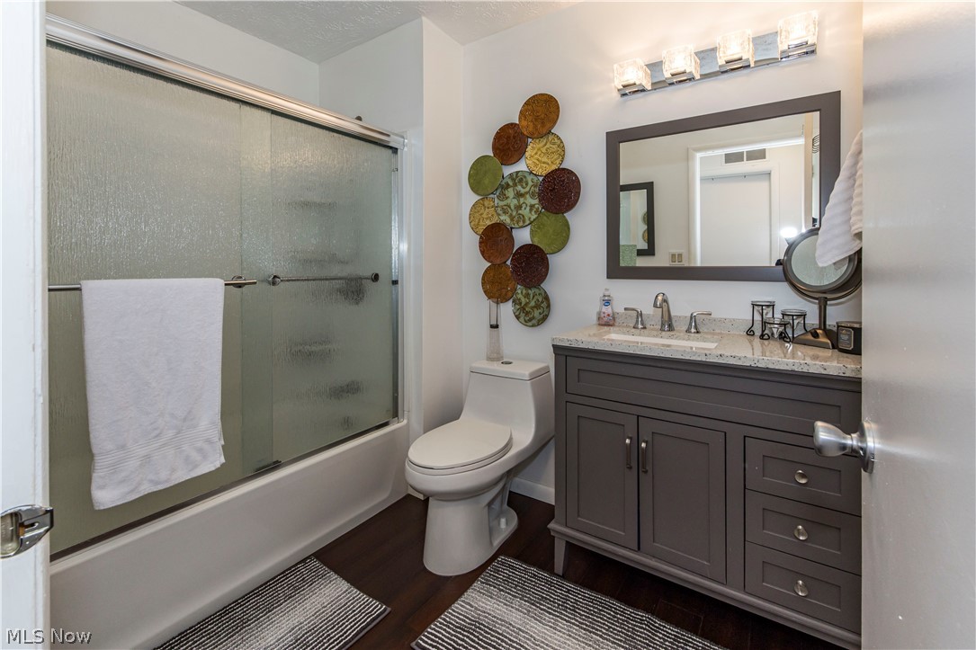 Country Club Twnhs North Condo - Residential