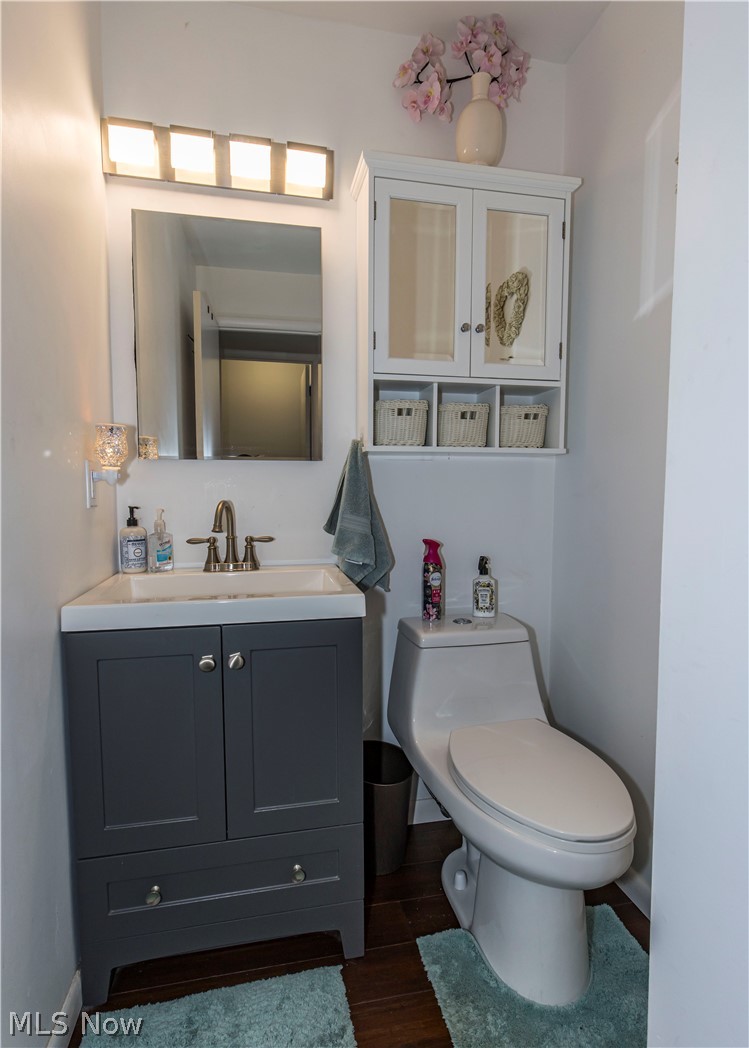 Country Club Twnhs North Condo - Residential