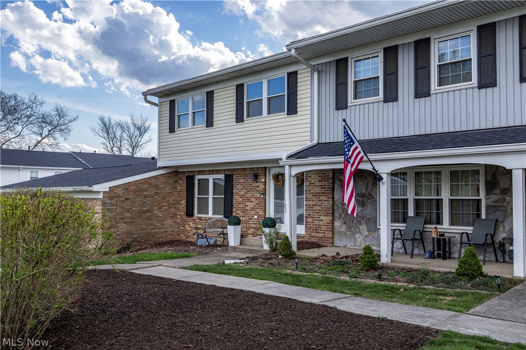 Country Club Twnhs North Condo - Residential