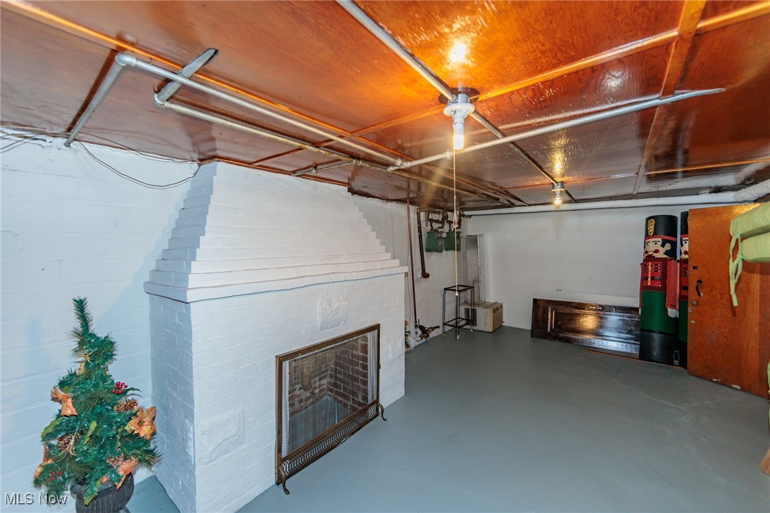 Erie Cliff Allotment - Residential Income