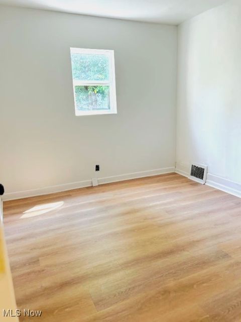 Tiny photo for 1441 Maryland Avenue #1, Steubenville, OH 43952 (MLS # 5179424)