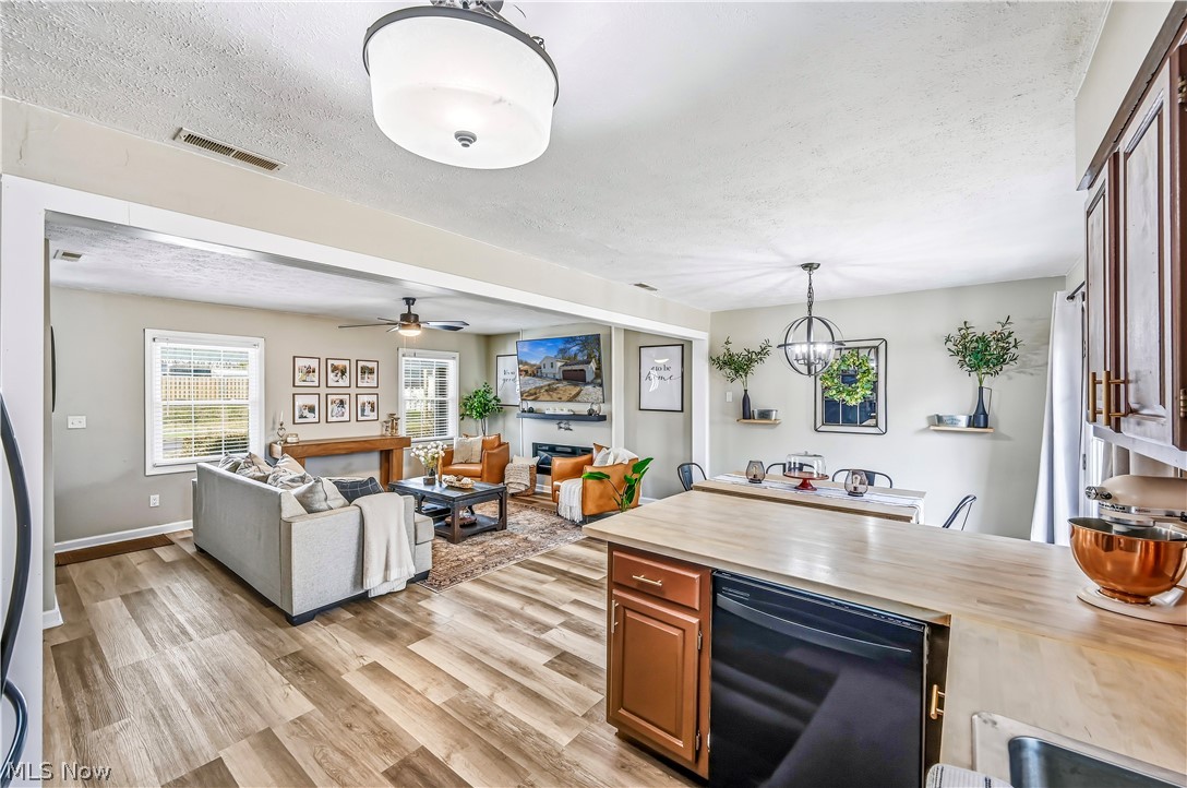 Timberlanes 04 Rep - Residential