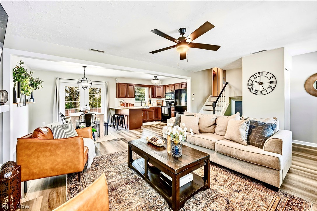 Timberlanes 04 Rep - Residential