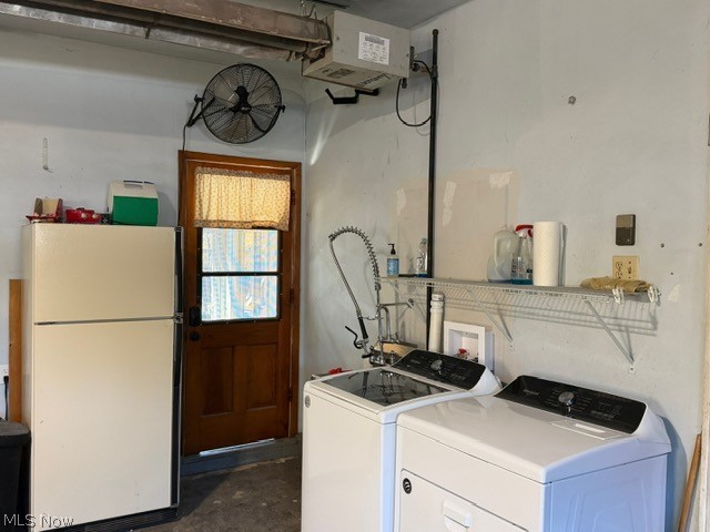 Mirror Lake - Residential