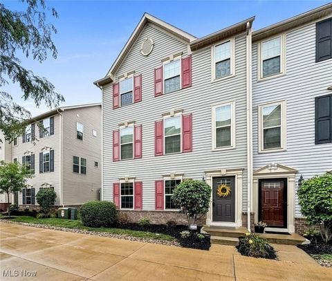 1376 Annette Court, Lakewood, OH 44107 - #: 5149984