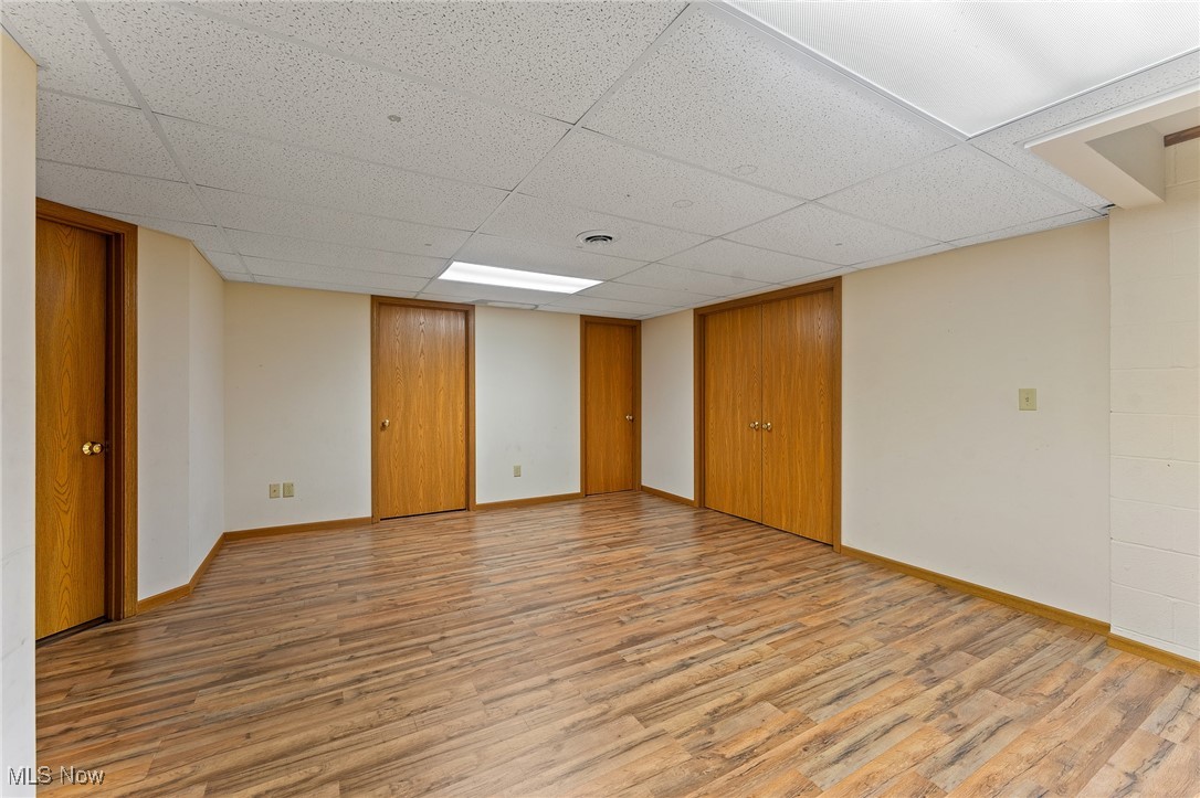 409 Pin Oak Place, Campbell, Ohio image 30