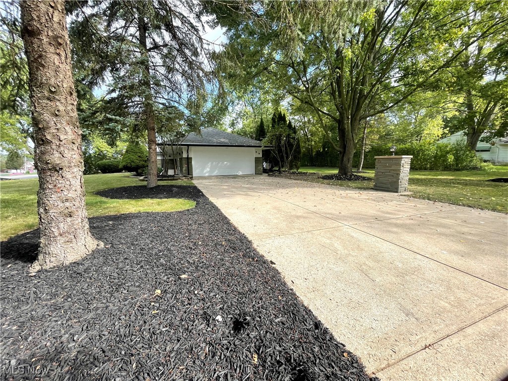 Sleepy Hollow Estate 02 - Residential