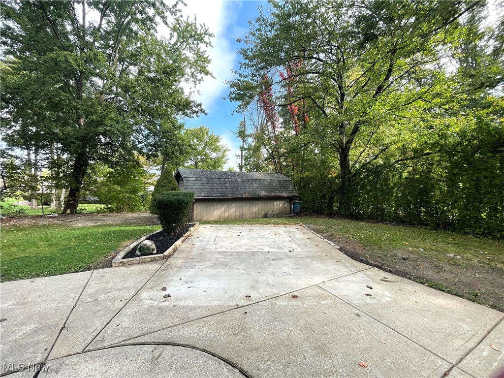 Sleepy Hollow Estate 02 - Residential