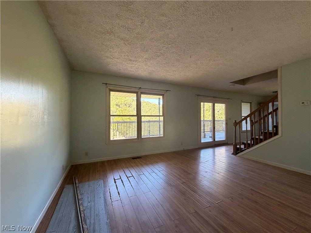 3950 Wolf Road SW