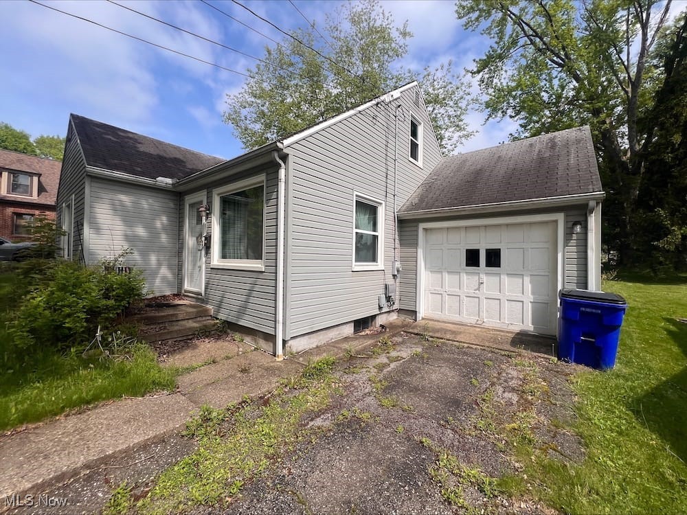 1024 W Riddle Avenue, Ravenna, Ohio image 3