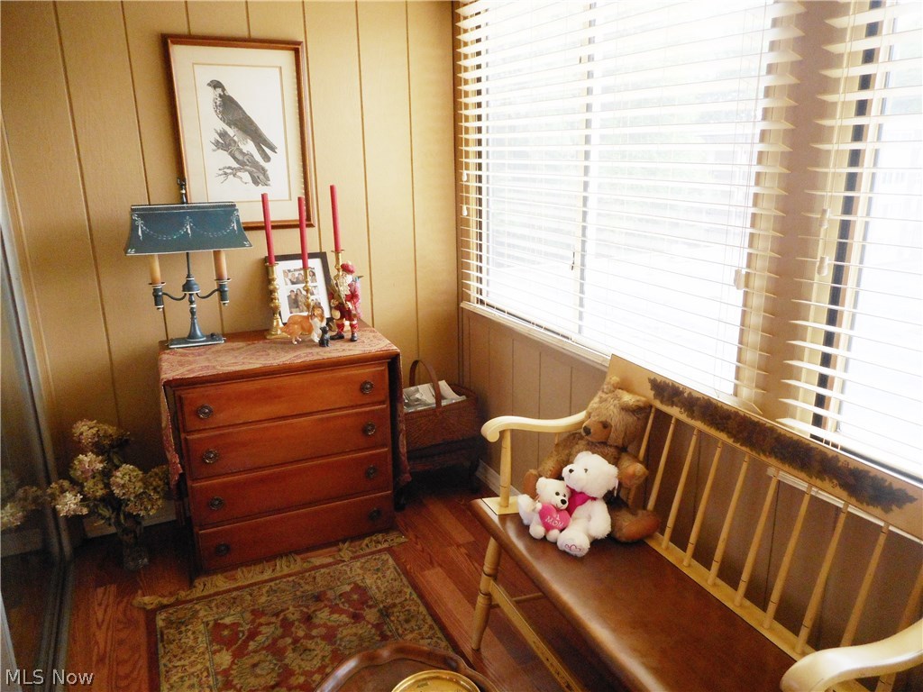 Silver Lake Towers Condo - Residential