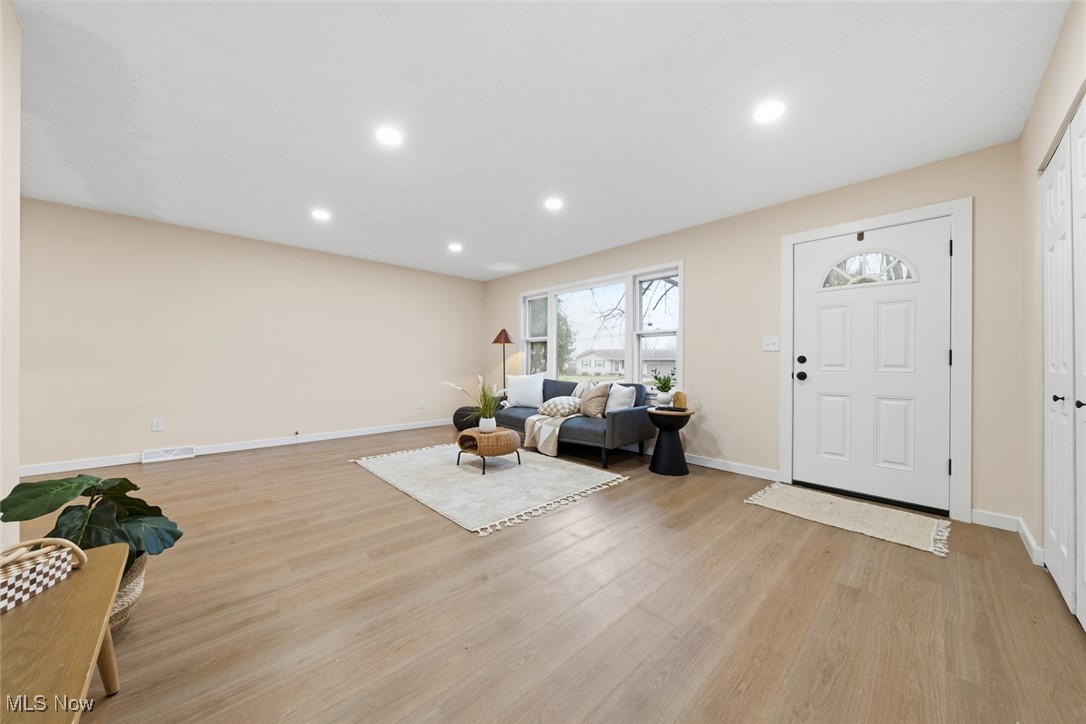 3375 Darbyshire Drive