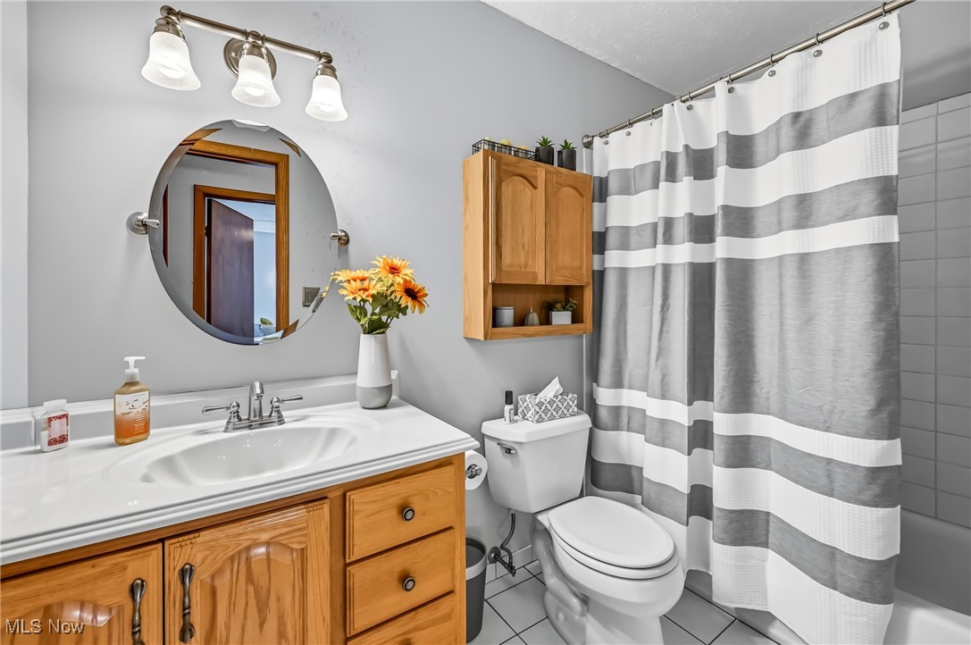 R C & Carolyn Mccorkle 03 - Residential