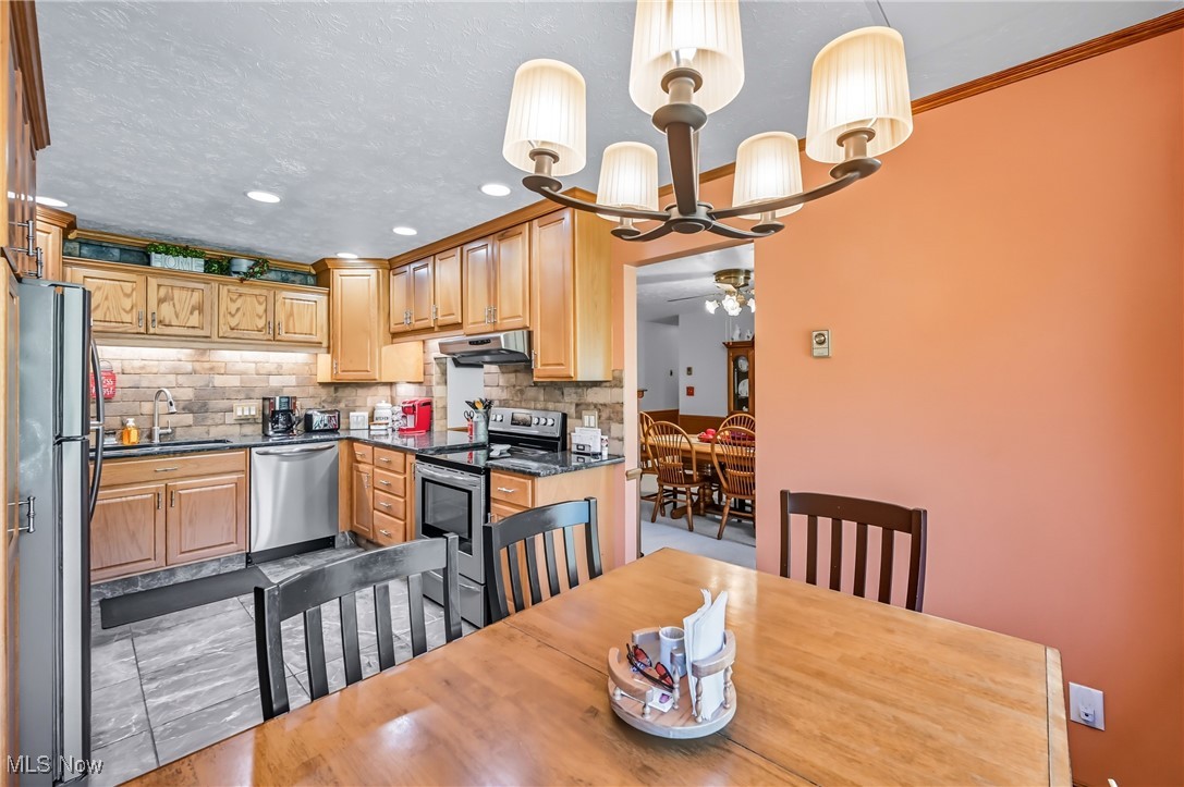 R C & Carolyn Mccorkle 03 - Residential