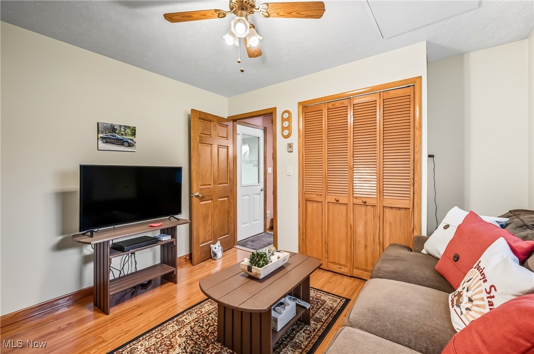 R C & Carolyn Mccorkle 03 - Residential