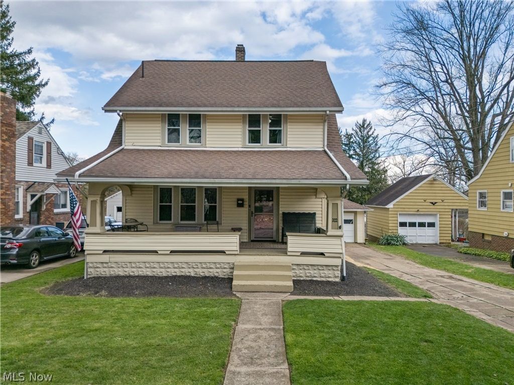 Photo of 322 21st Street NW, Massillon, OH 44647 (MLS # 5199493)