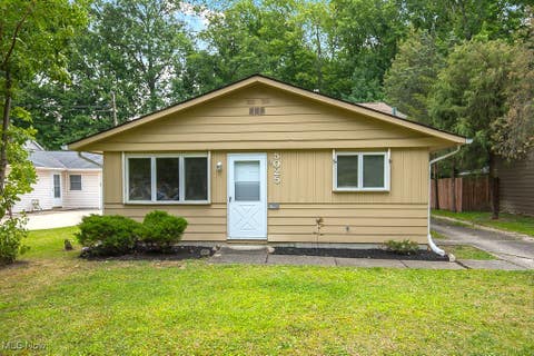 Photo for 5025 Lear Nagle Road