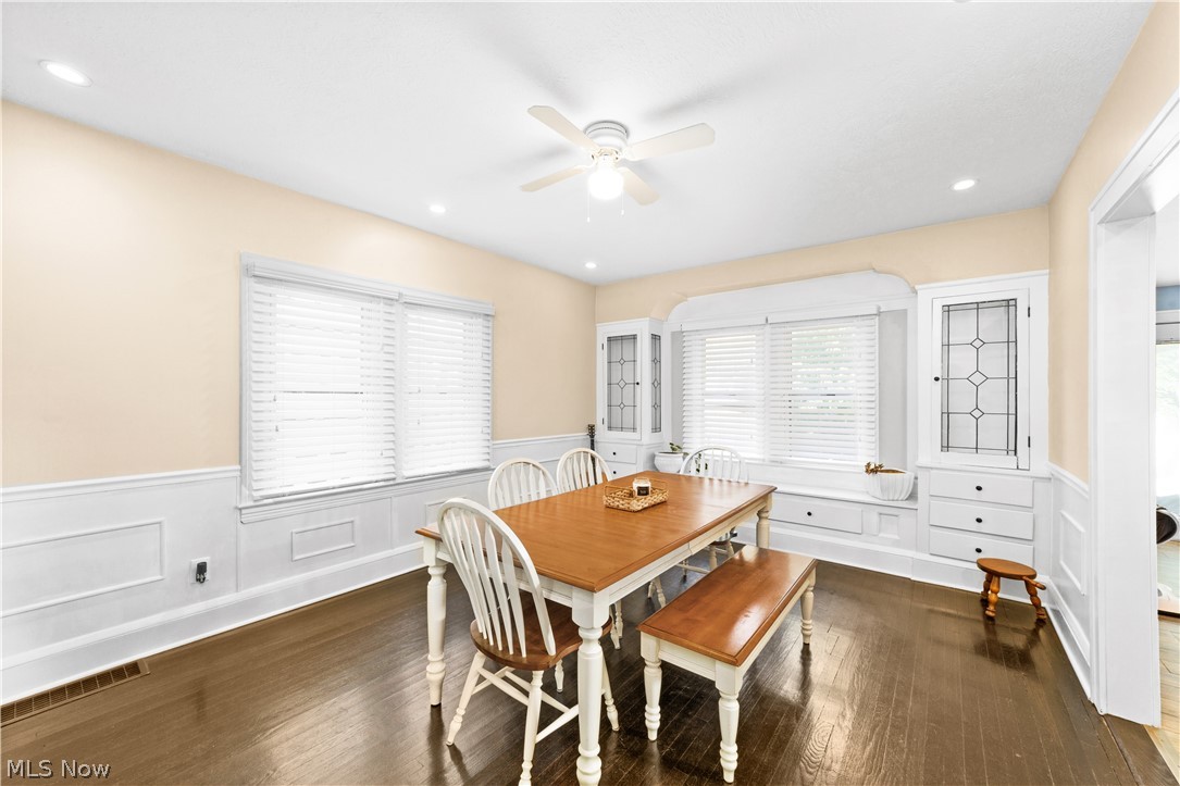 Riverside Manor - Residential