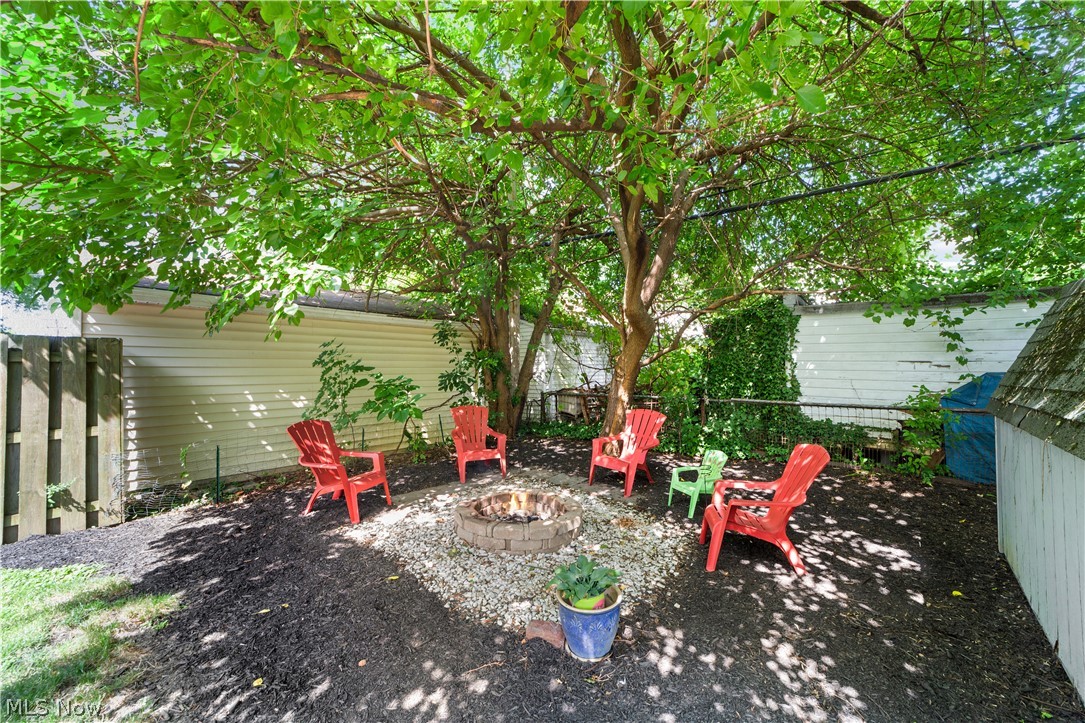 Riverside Manor - Residential