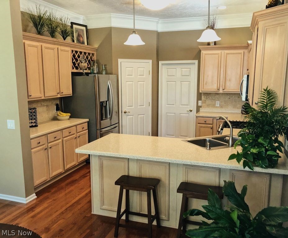 Stonehaven Condo Ph 10 - Residential