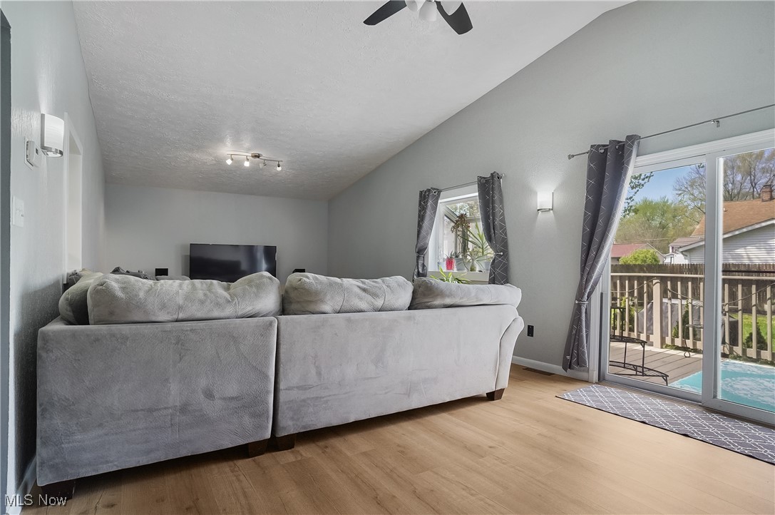 1238 E 343rd Street, Eastlake, Ohio image 32