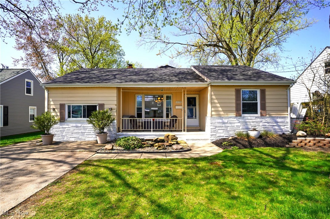 1238 E 343rd Street, Eastlake, Ohio image 1