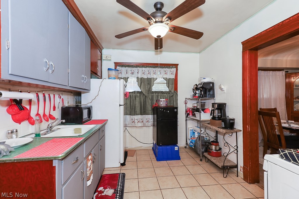 Broadview Spg Road Sub/A J Hie - Residential Income