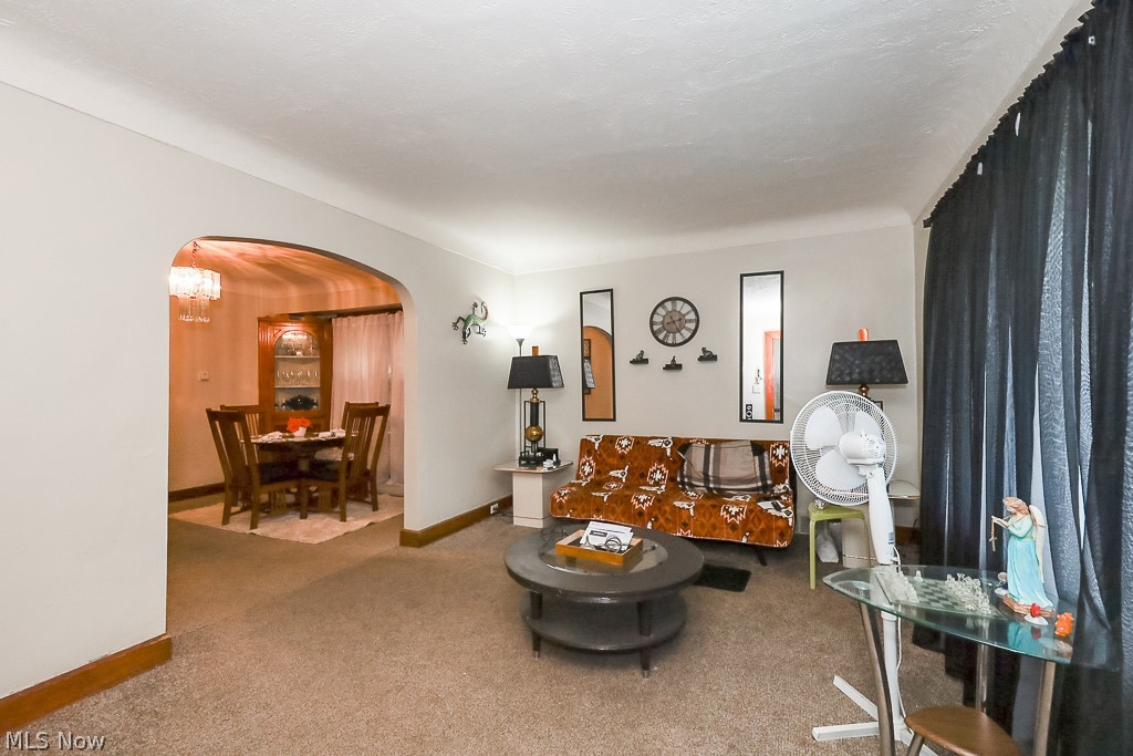 Broadview Spg Road Sub/A J Hie - Residential Income