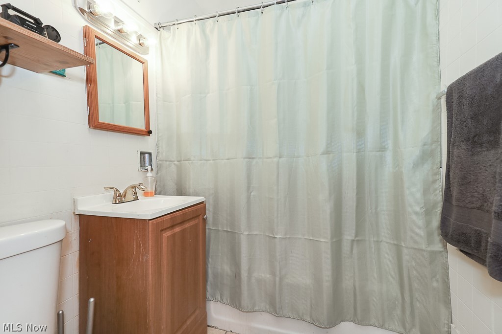 Broadview Spg Road Sub/A J Hie - Residential Income