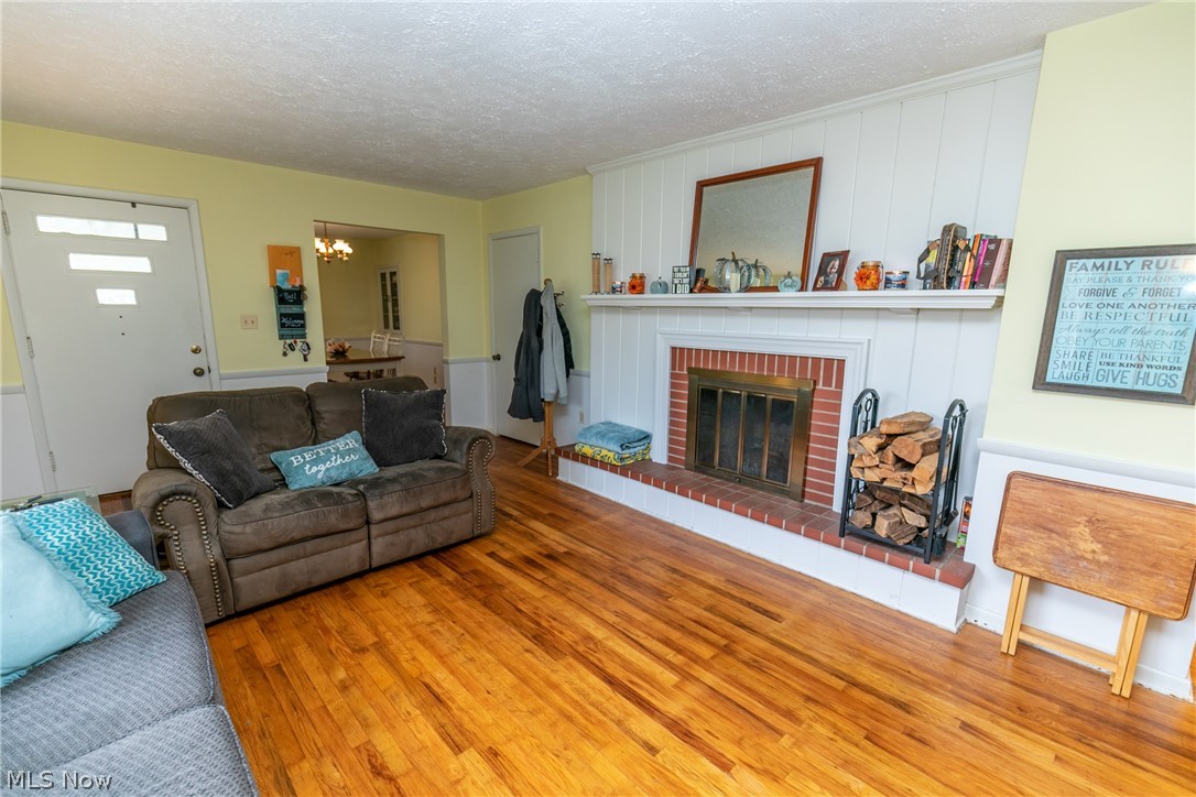 Brentwood Lake - Residential