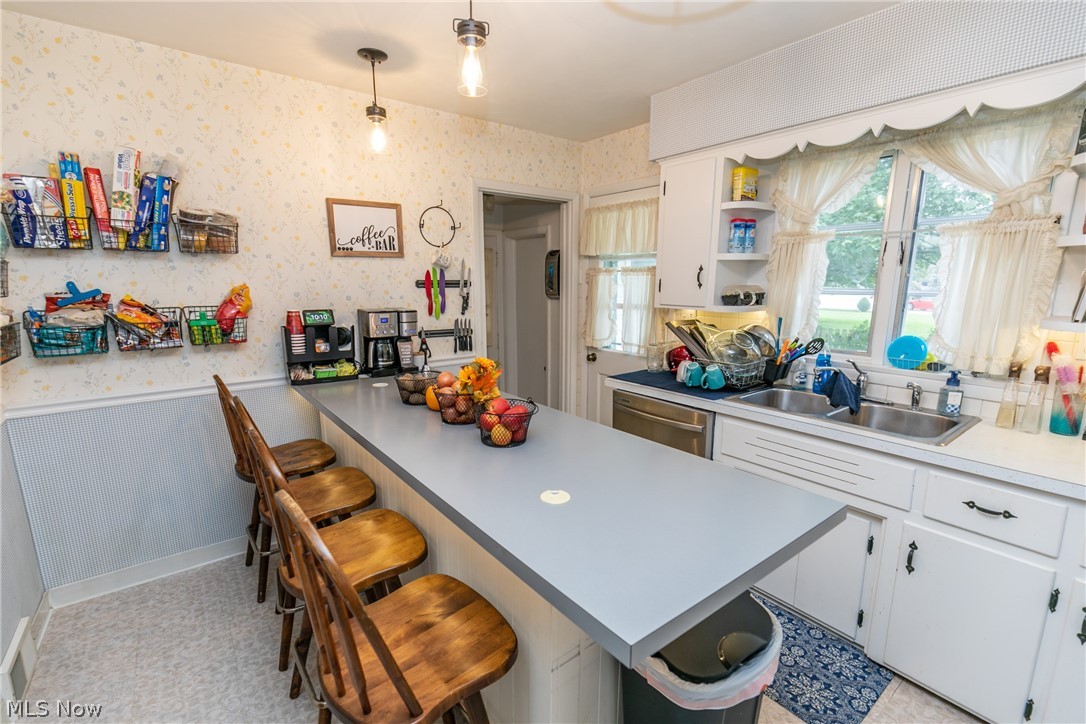 Brentwood Lake - Residential