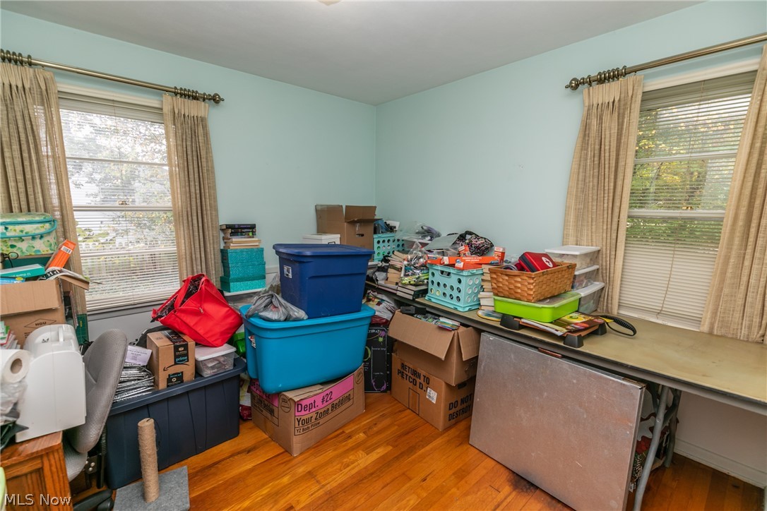 Brentwood Lake - Residential