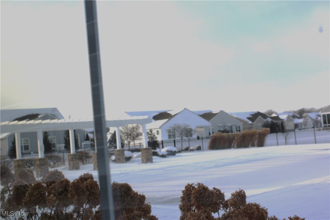 Four Seasons - Residential