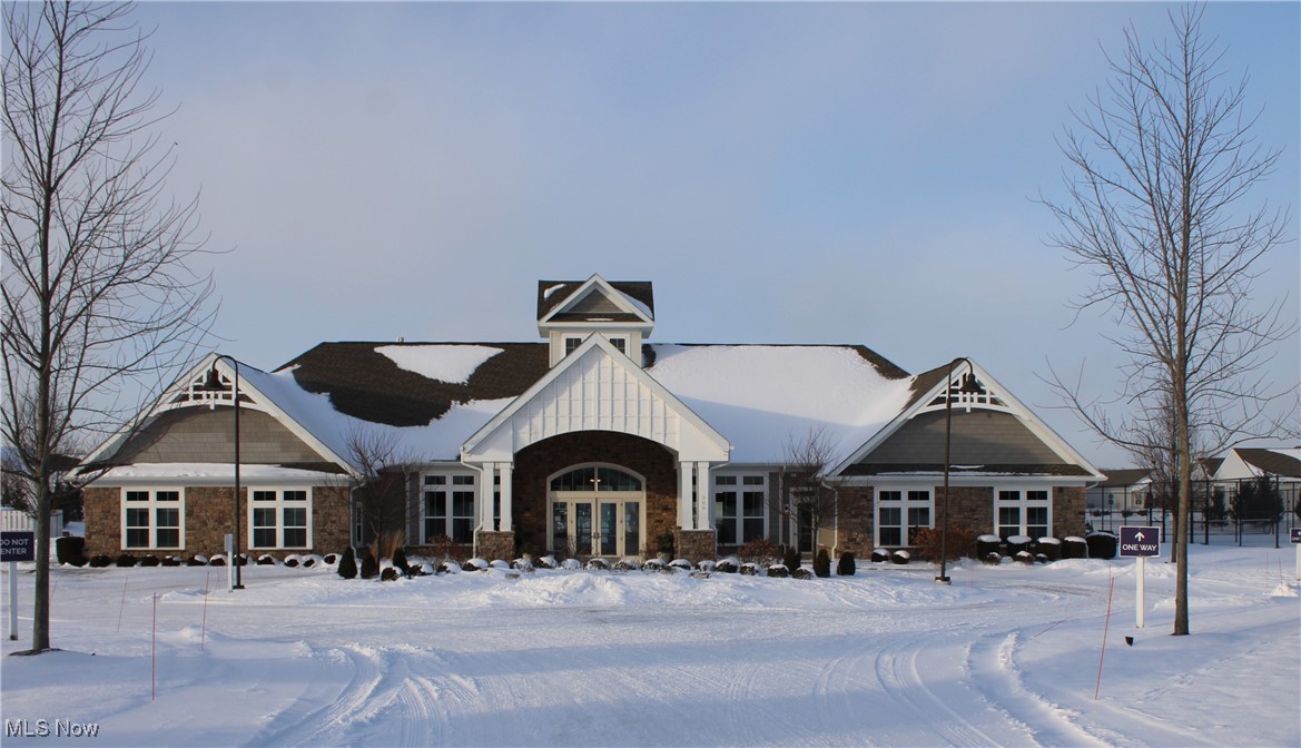 Four Seasons - Residential