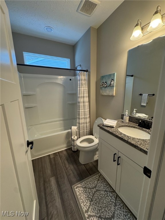 Four Seasons - Residential