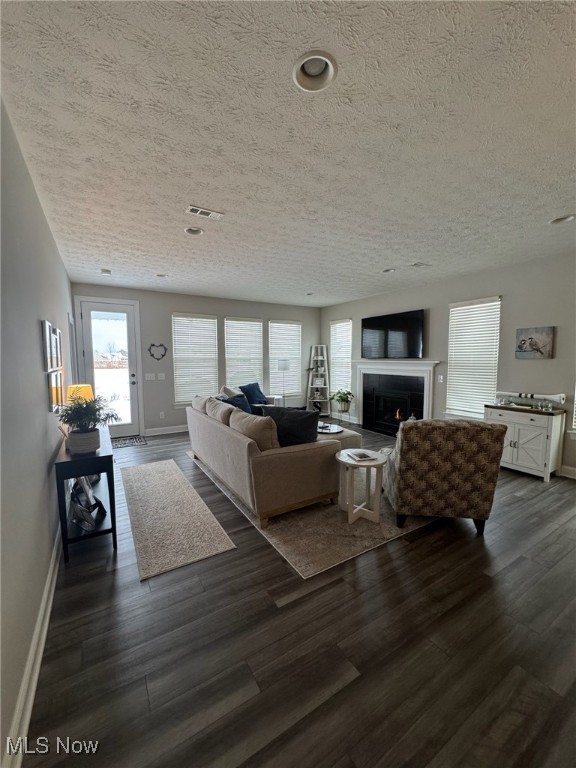 Four Seasons - Residential