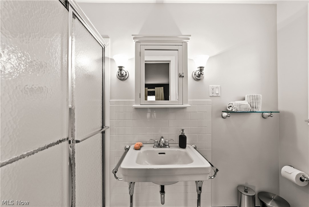 Van Sweringen Cos 22 - Residential