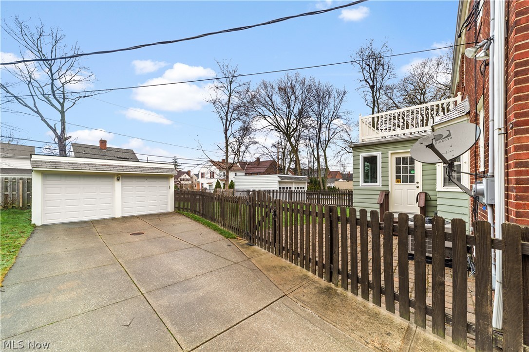 Van Sweringen Cos 22 - Residential