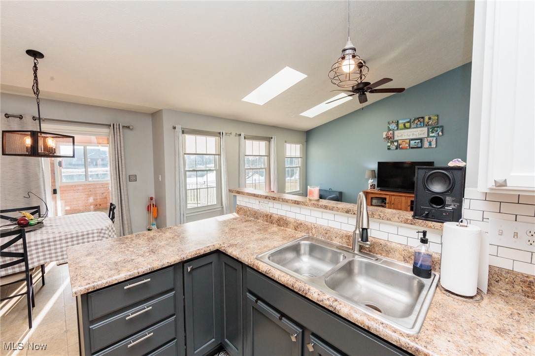6071 Greenview Trail, North Ridgeville, Ohio image 15