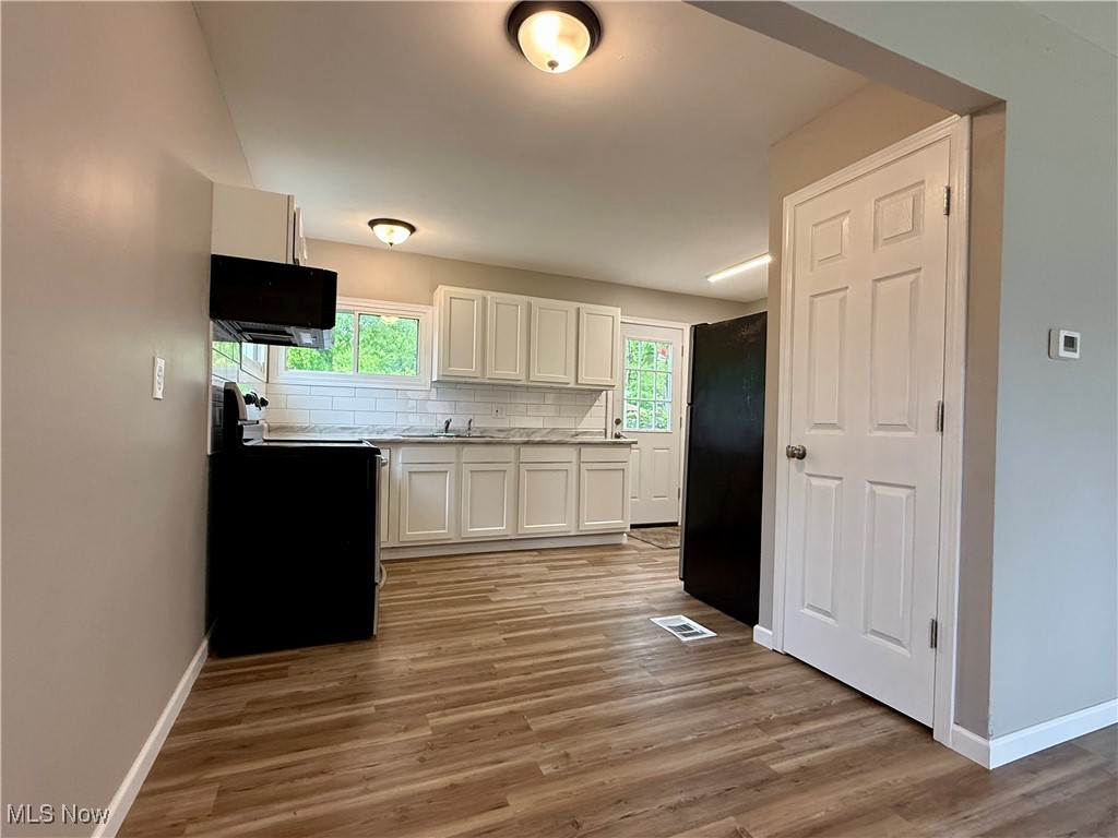 356 N Edgehill Avenue, Austintown, Ohio image 11