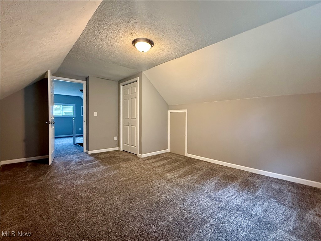 356 N Edgehill Avenue, Austintown, Ohio image 17