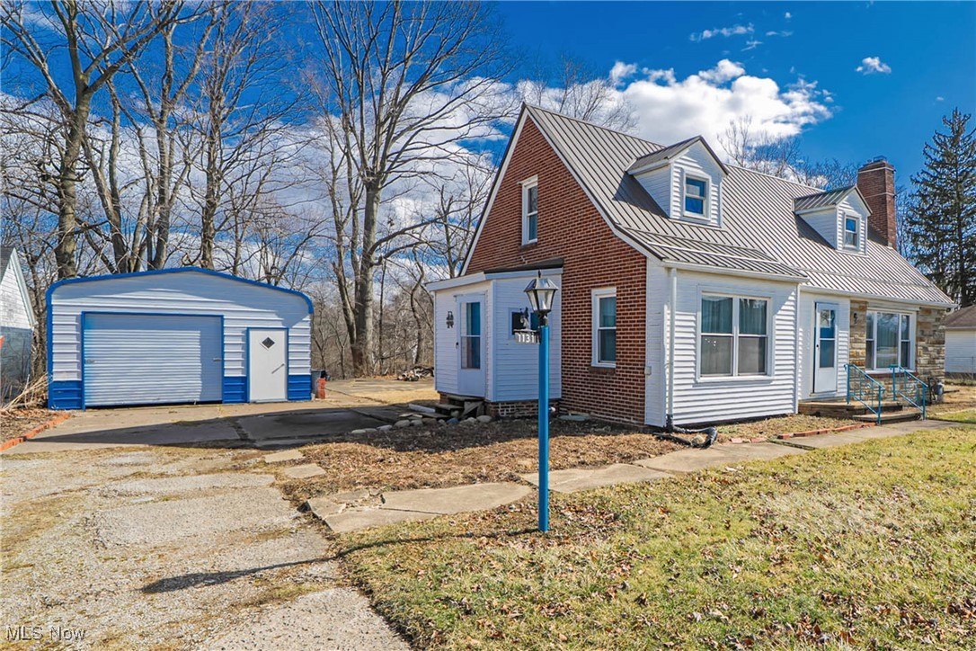 1131 W River Road, Elyria, Ohio image 4